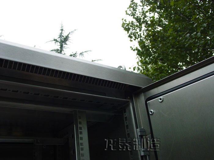 仿威圖保溫不銹鋼機柜與操作臺 工業控制設備的耐用之選